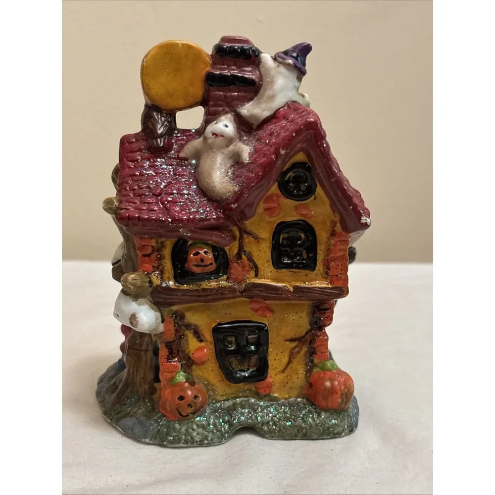 VTG Halloween Haunted House Ceramic Village Figurine 5.5 Ghost Station Decor
